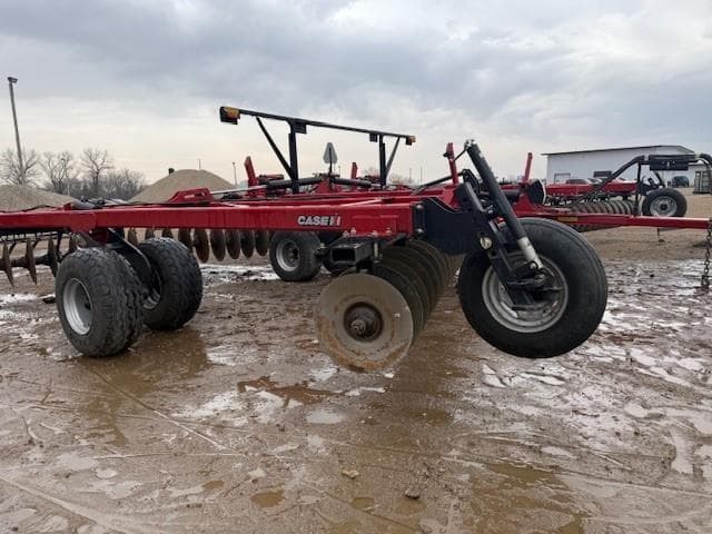 Image of Case IH 375 equipment image 3