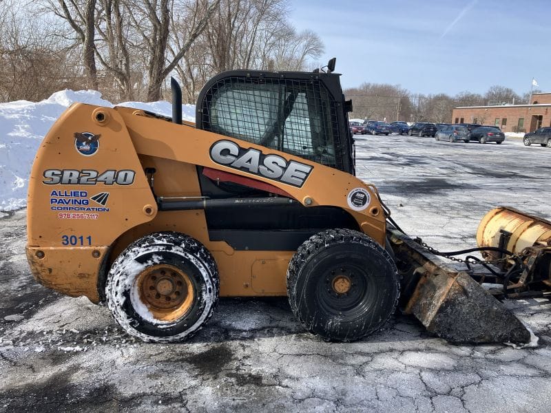 2016 Case SR240B Equipment Image0