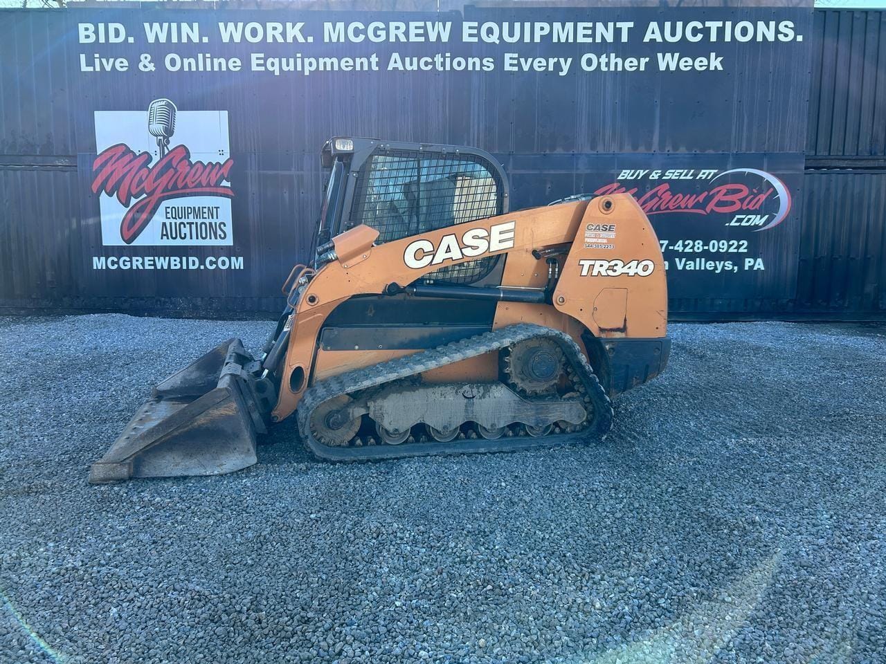 2016 Case TR340 Equipment Image0