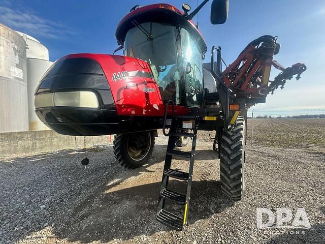 Image of Case IH Patriot 4440 equipment image 1