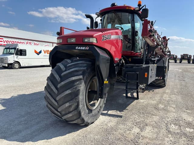Image of Case IH Titan 3540 equipment image 2