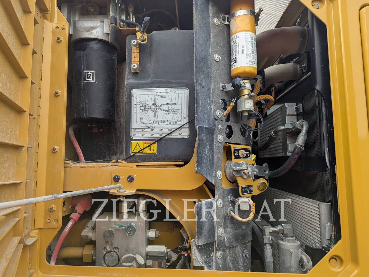 Main image Caterpillar 12M3