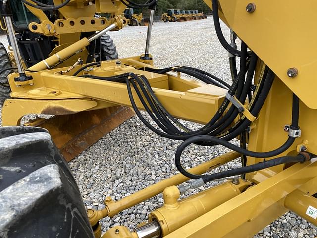 Image of Caterpillar 12M3 equipment image 4