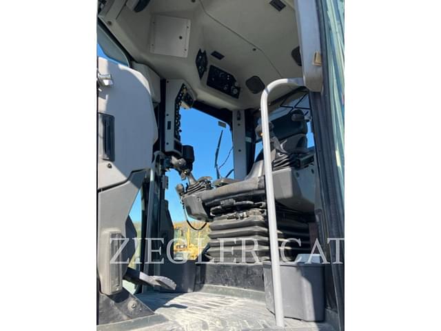 Image of Caterpillar 12M3 equipment image 1