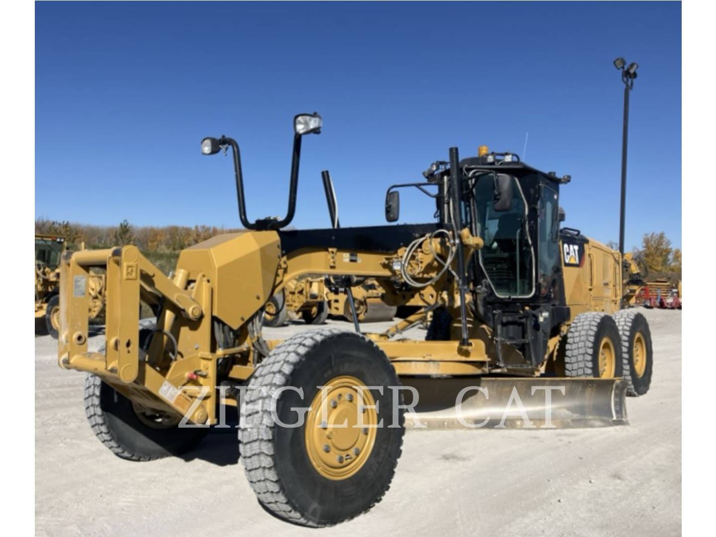 2016 Caterpillar 12M3 Equipment Image0