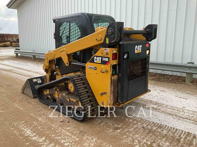 Image of Caterpillar 249D equipment image 3