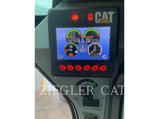 Image of Caterpillar 277D equipment image 4