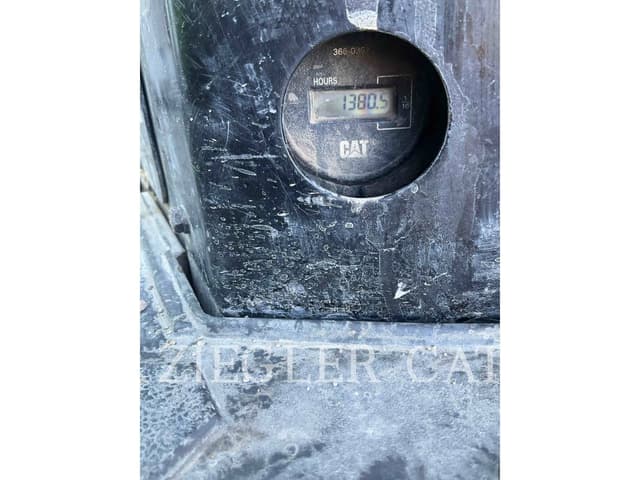 Image of Caterpillar 305.5E2 equipment image 4