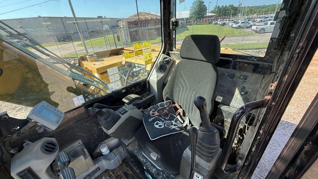 Image of Caterpillar 307E2 equipment image 4
