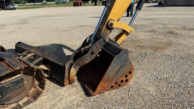 Image of Caterpillar 307E2 equipment image 2
