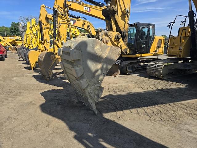 Image of Caterpillar 325FLCR equipment image 1