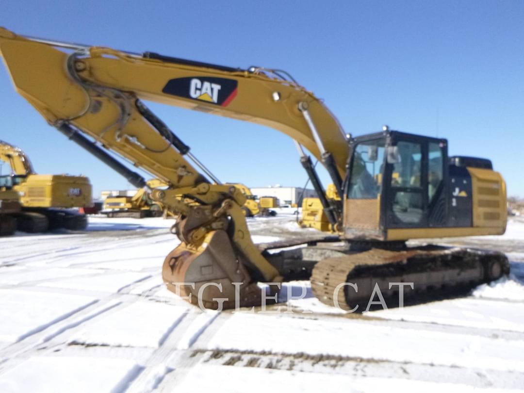 Image of Caterpillar 326F Primary Image