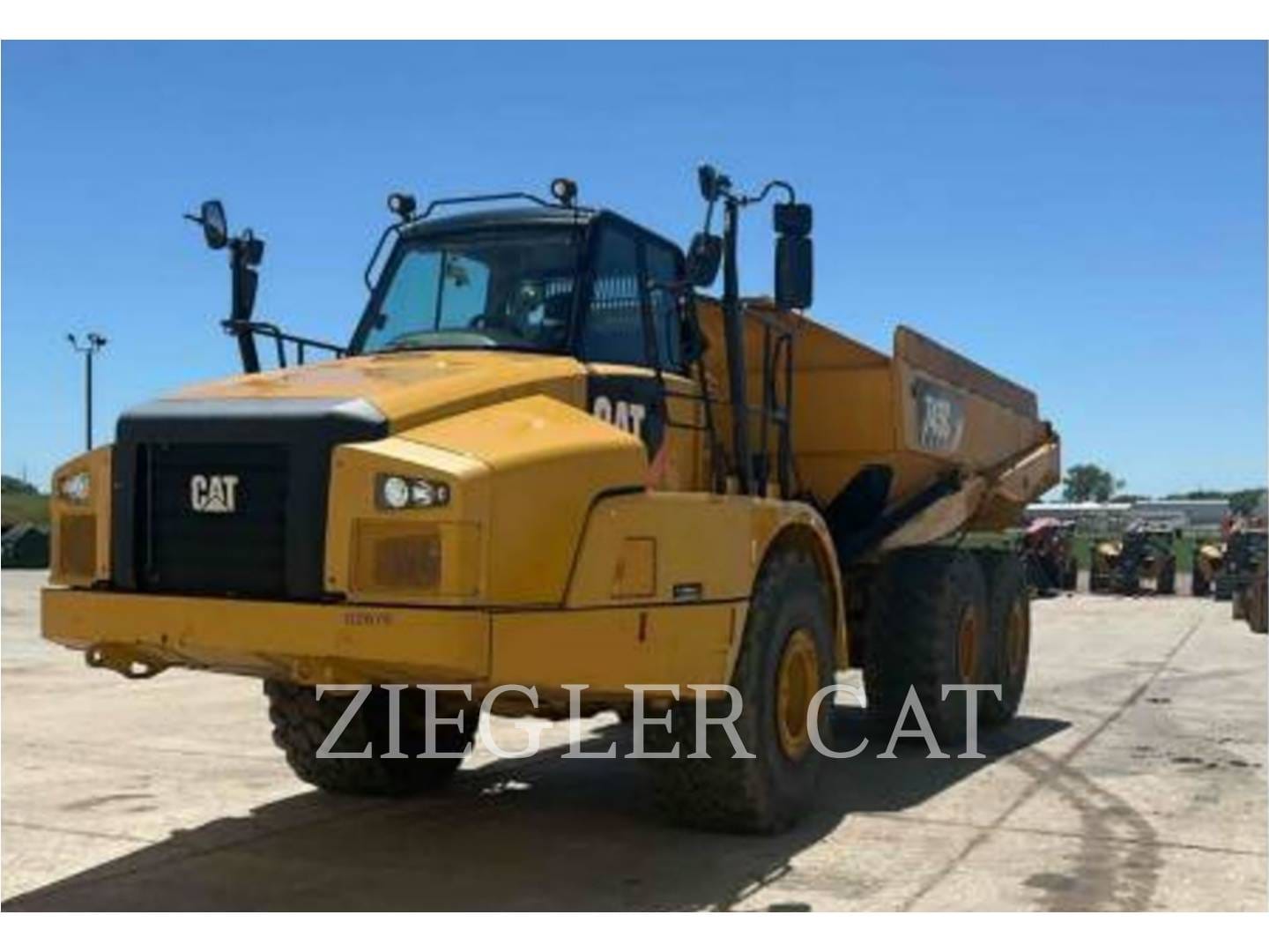 2016 Caterpillar 745C Equipment Image0