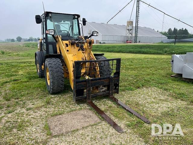 Image of Caterpillar 906M equipment image 3