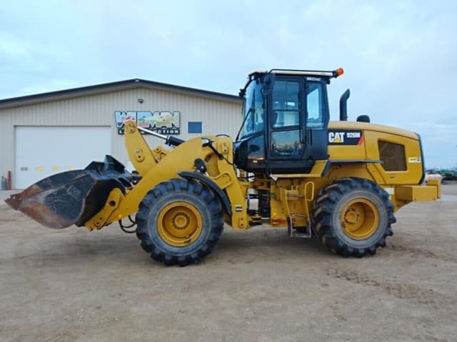 Image of Caterpillar 926M equipment image 1