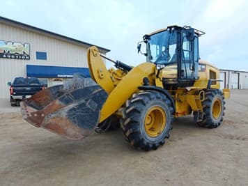 Main image Caterpillar 926M