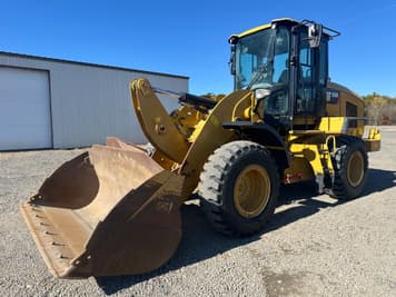 Main image Caterpillar 926M