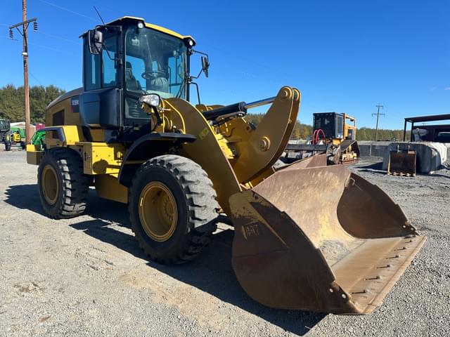 Image of Caterpillar 926M equipment image 1