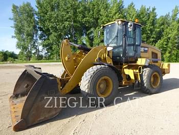 2016 Caterpillar 938M Equipment Image0