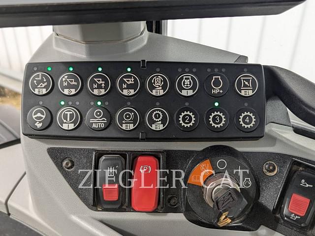 Image of Caterpillar 938M equipment image 2
