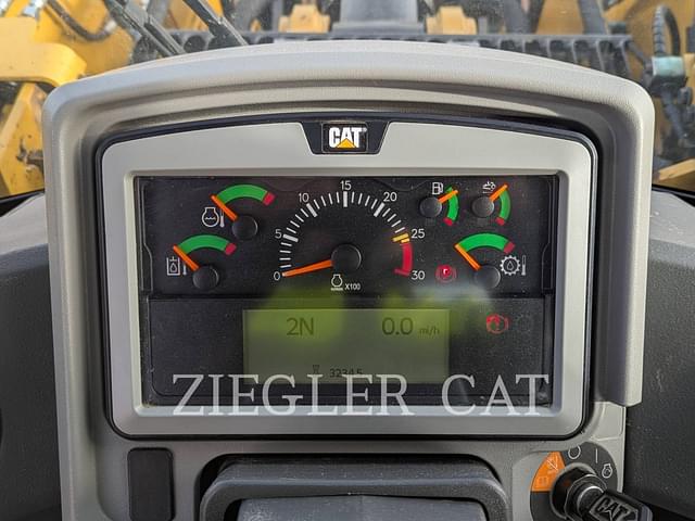 Image of Caterpillar 950M equipment image 3