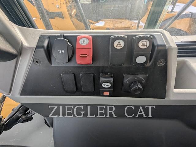 Image of Caterpillar 950M equipment image 1
