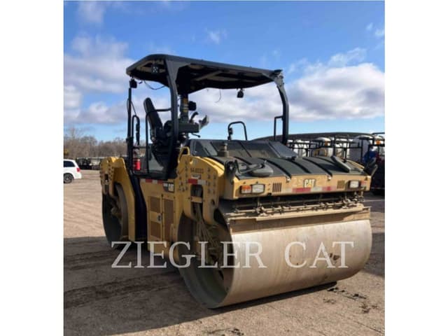 Image of Caterpillar CB66B equipment image 1