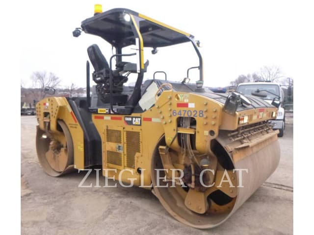 Image of Caterpillar CB68B equipment image 1