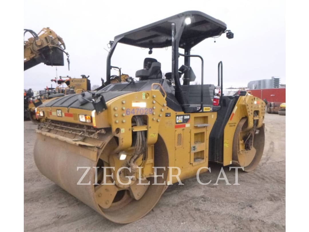 Image of Caterpillar CB68B Primary image