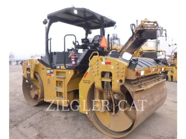 Image of Caterpillar CB68B equipment image 3