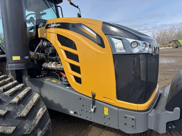 Image of Challenger MT875E equipment image 4