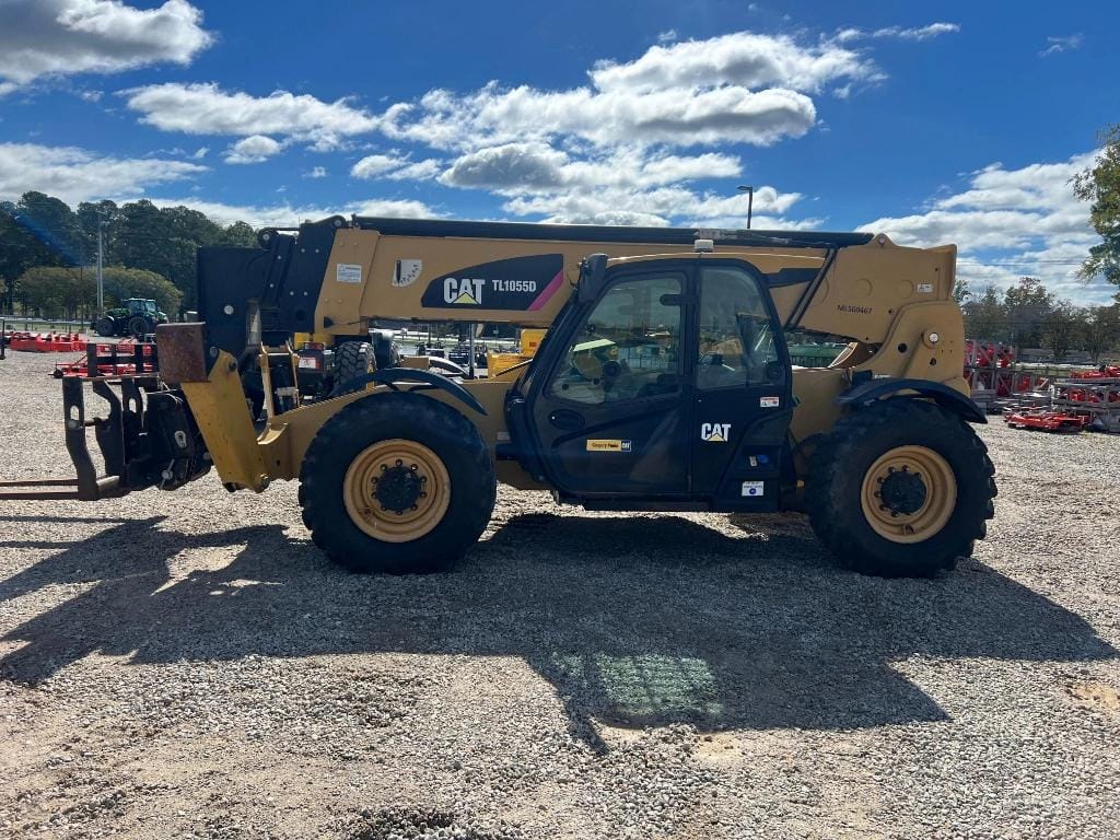 2016 Caterpillar TL1055D Equipment Image0