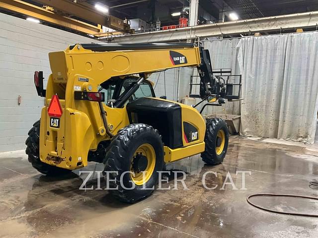 Image of Caterpillar TL943D equipment image 2