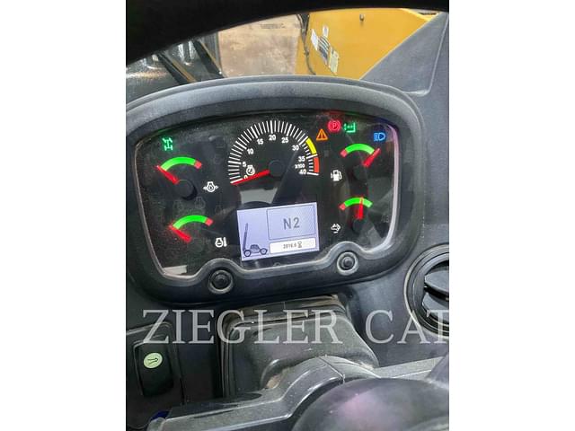 Image of Caterpillar TL943D equipment image 3