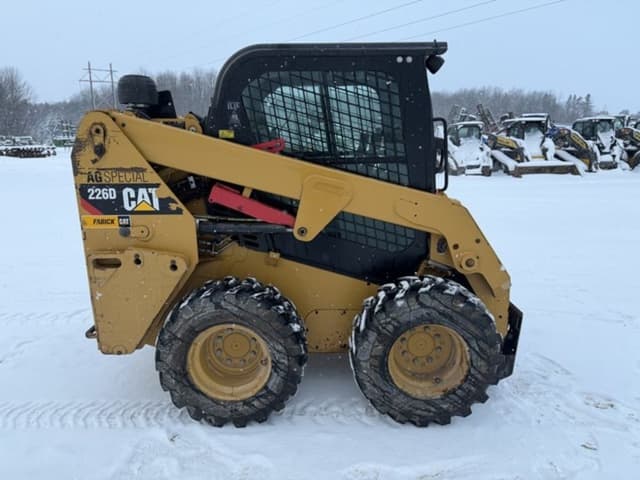 Image of Caterpillar 226D equipment image 3