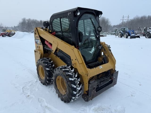 Image of Caterpillar 226D equipment image 2