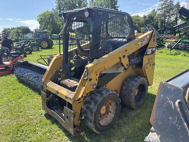 Image of Caterpillar 226D equipment image 2