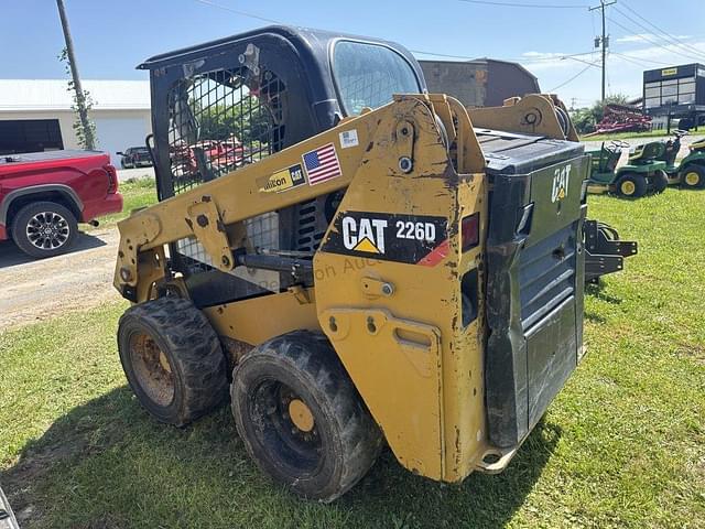 Image of Caterpillar 226D equipment image 3