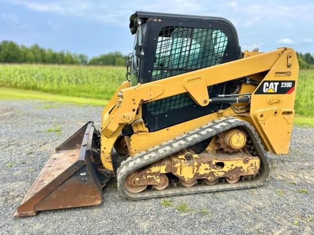 Image of Caterpillar 239D equipment image 2
