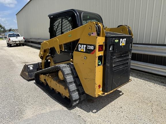 Image of Caterpillar 239D equipment image 2