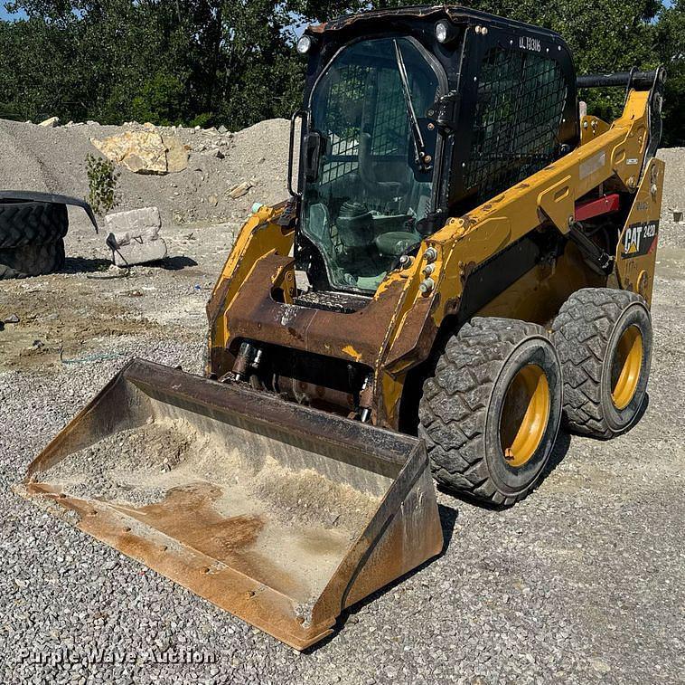 Image of Caterpillar 242D Primary image