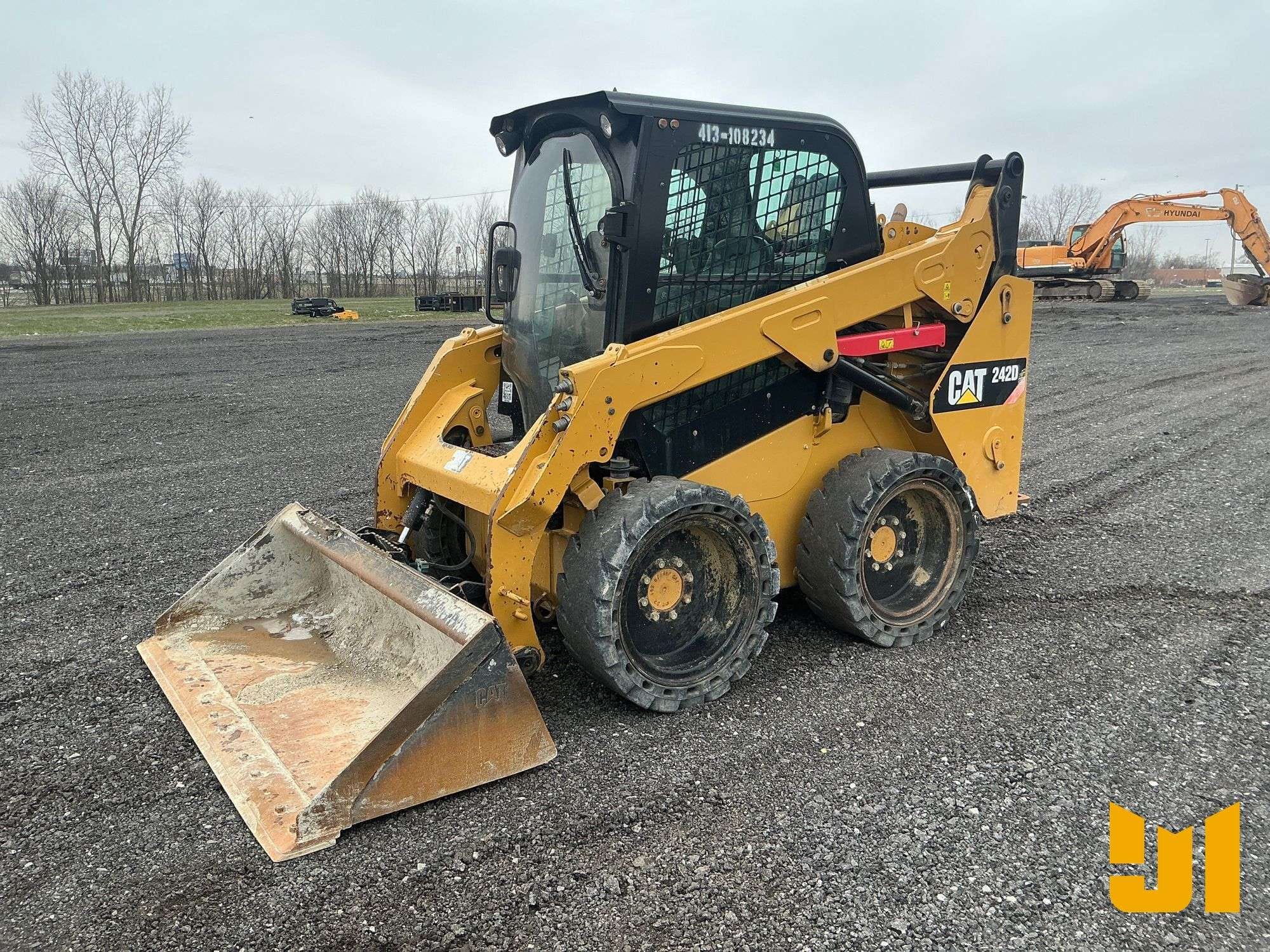 2016 Caterpillar 242D Equipment Image0