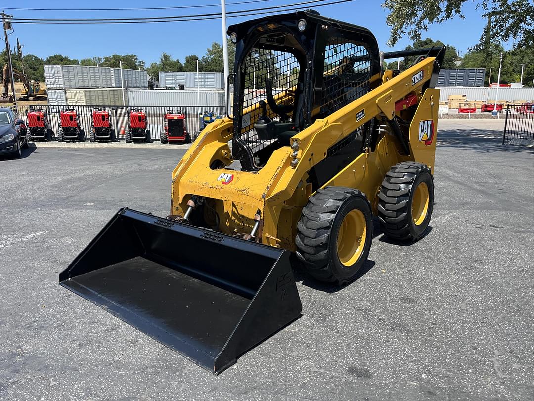 Image of Caterpillar 272D2 Primary image