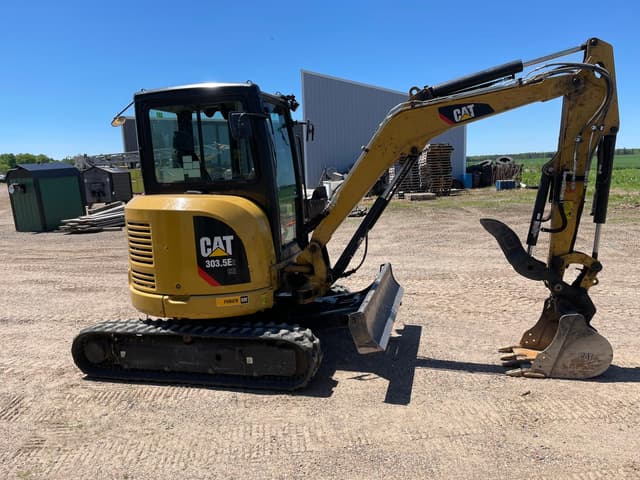 Image of Caterpillar 303.5E2 CR equipment image 3