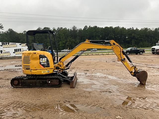 Image of Caterpillar 303.5E2 equipment image 3