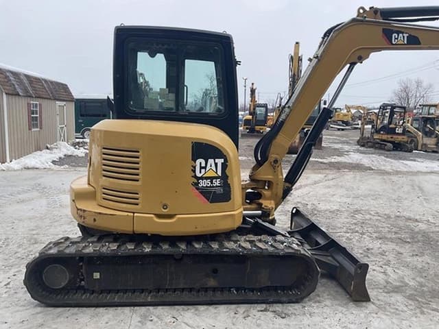 Image of Caterpillar 305.5E2 equipment image 4