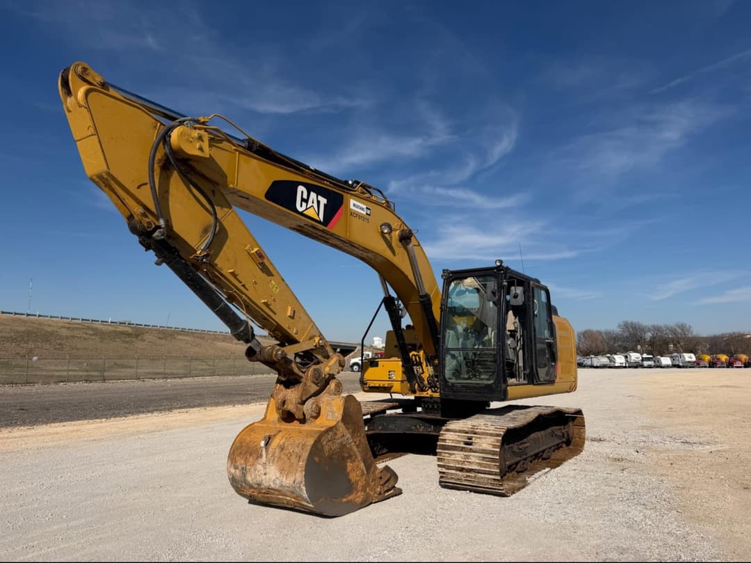 Image of Caterpillar 323FL Primary image