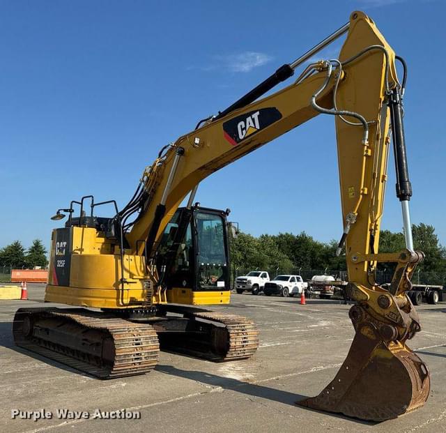 Image of Caterpillar 325FLCR equipment image 2