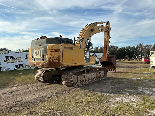 Image of Caterpillar 349F equipment image 4