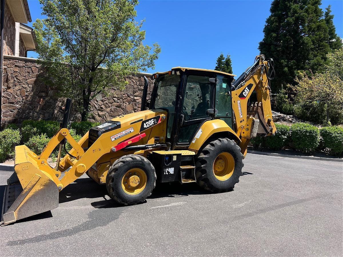 2016 Caterpillar 420F2 Equipment Image0